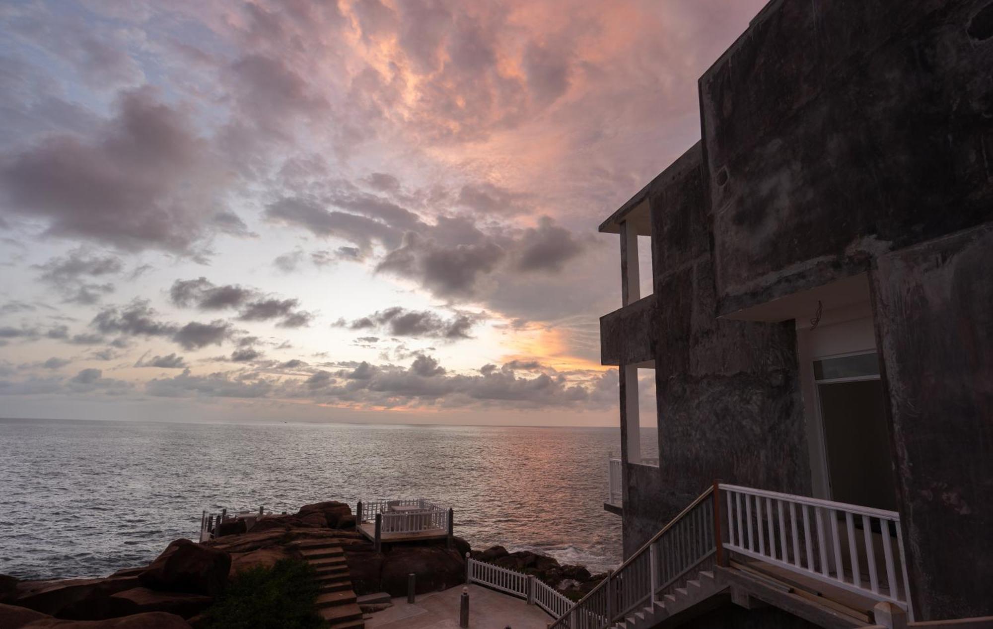 Hotel Zeilan Sunset Point Unawatuna Ngoại thất bức ảnh