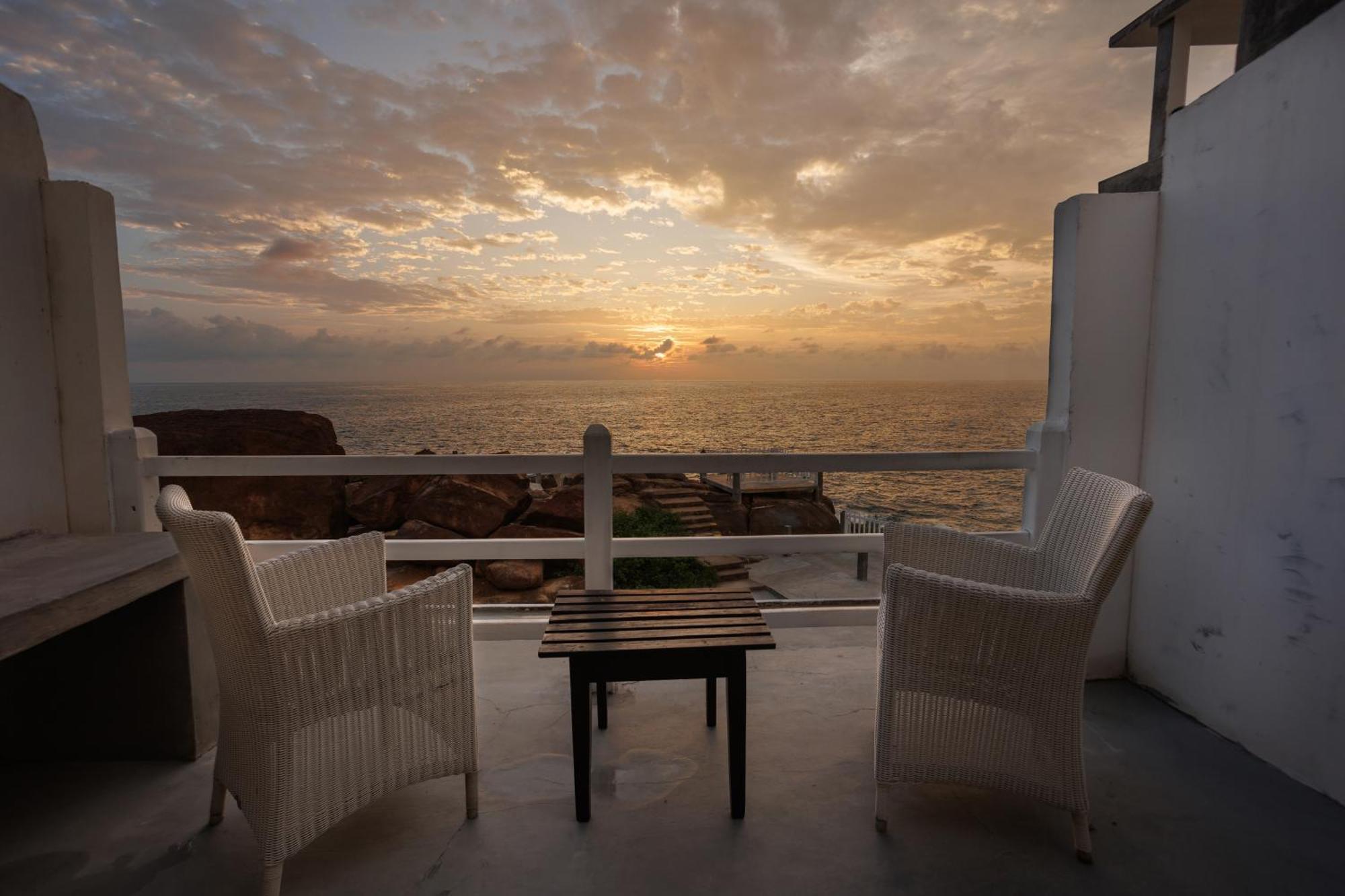 Hotel Zeilan Sunset Point Unawatuna Ngoại thất bức ảnh
