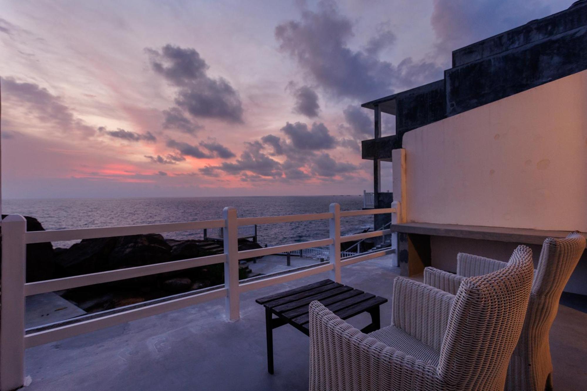 Hotel Zeilan Sunset Point Unawatuna Ngoại thất bức ảnh