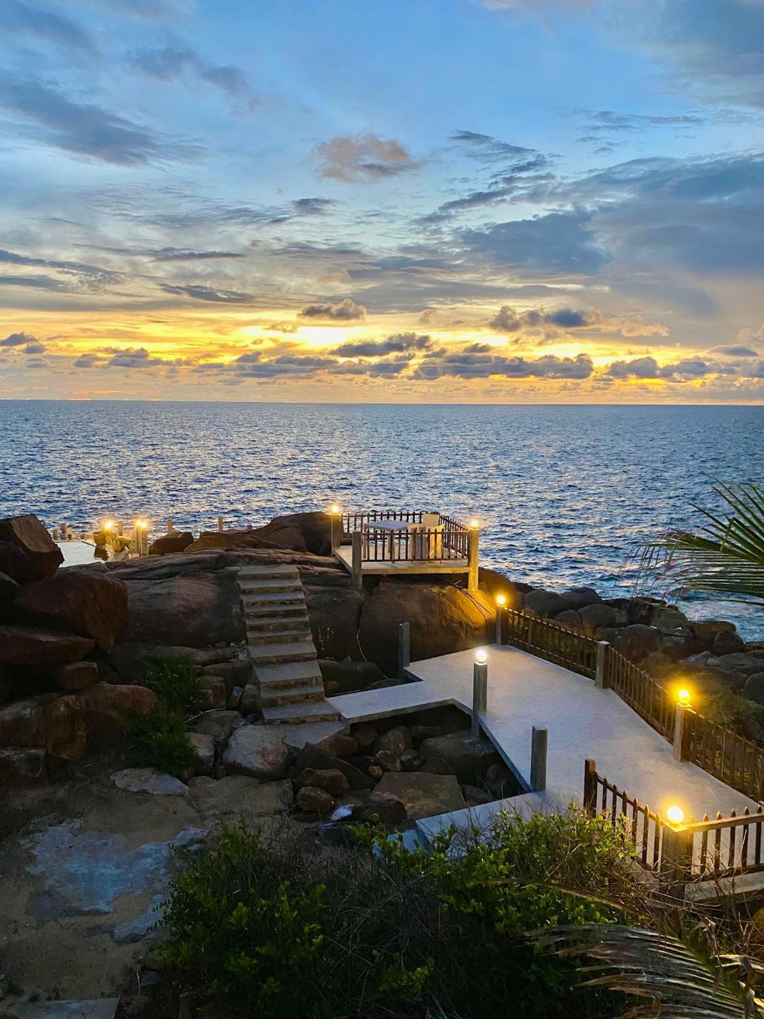 Hotel Zeilan Sunset Point Unawatuna Ngoại thất bức ảnh